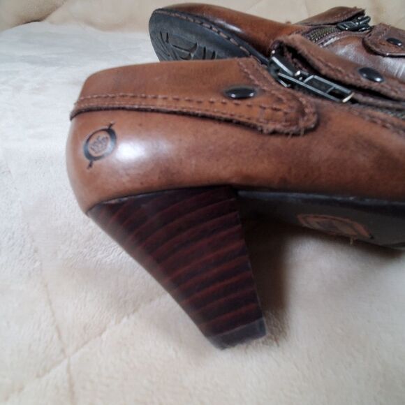 Born Tanya Leather Heeled Ankle Booties Boots Heel 2.5 Size 6 - Picture 6 of 10